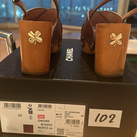 CHANEL dark brown/rust colored sandals 2024 cruise collection size 7 - Picture 4 of 6